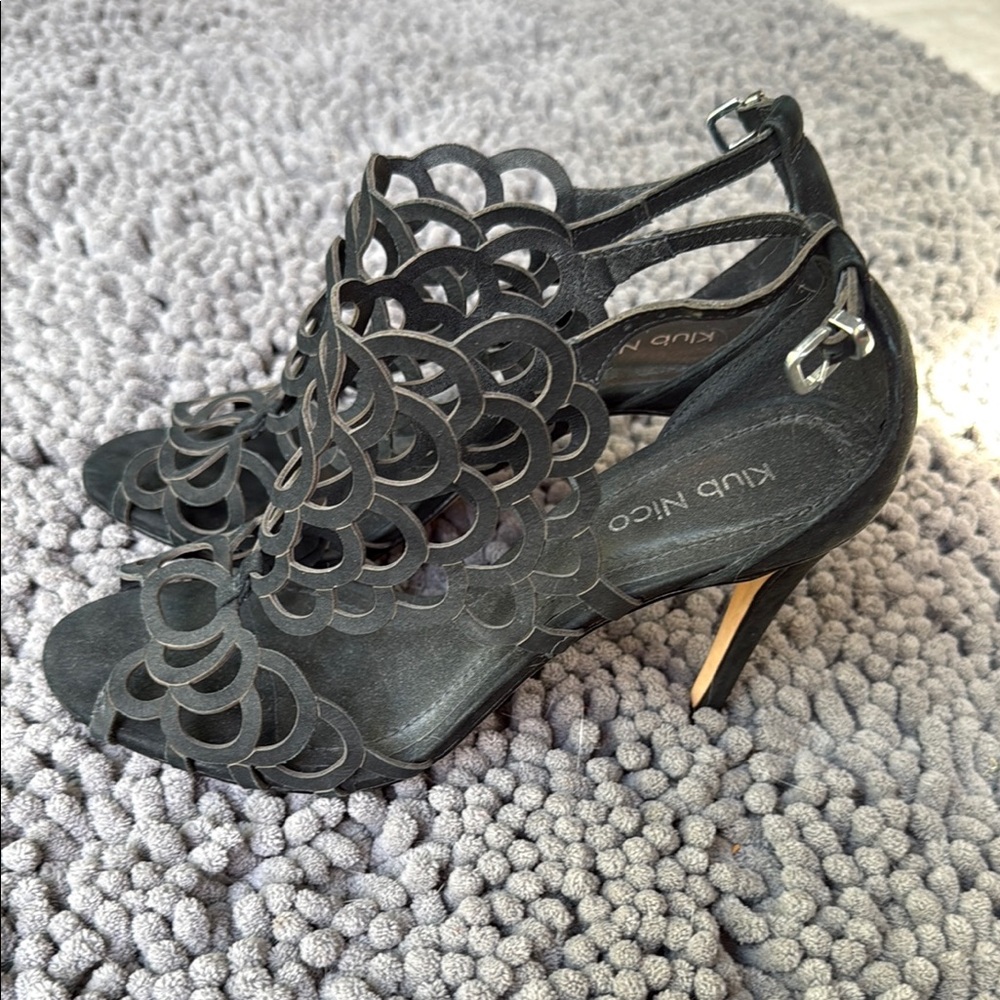 Klub Nico Heels